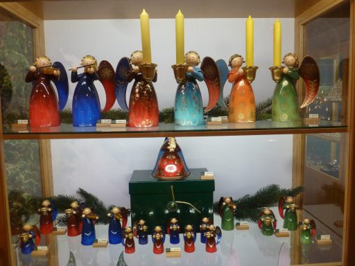 Fa. Wendt & Kühn, Lichterengel reich bemalt