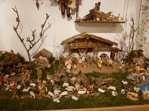 Weihnachtskrippe Holzfiguren/ Südtirol